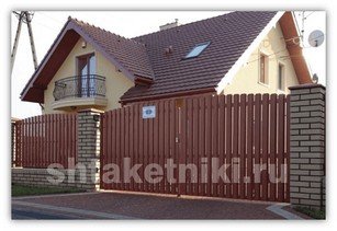Штакетник для забора под дерево в Химках